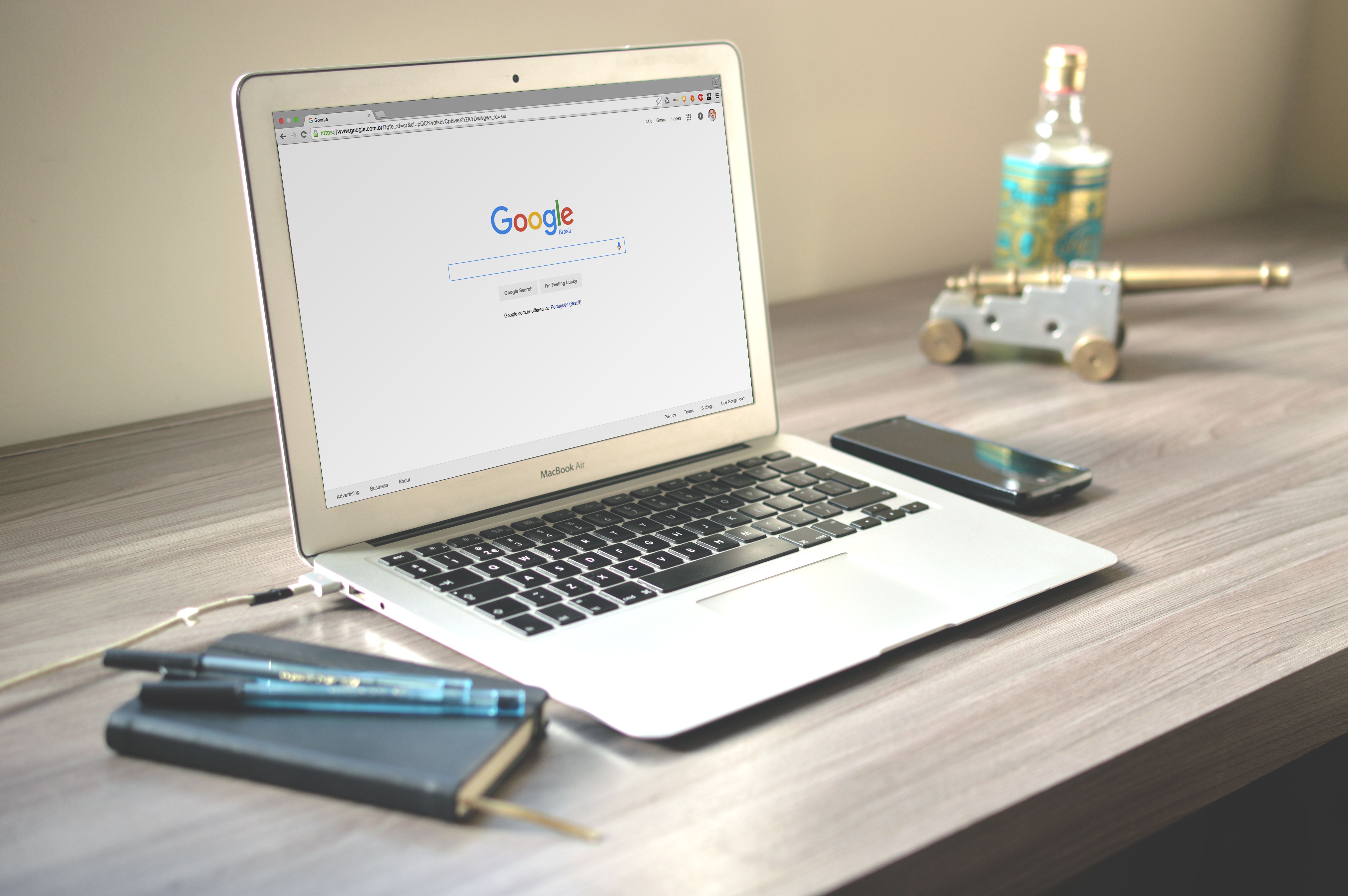 Ferramentas digitais, representando plataforma de doação corporativa